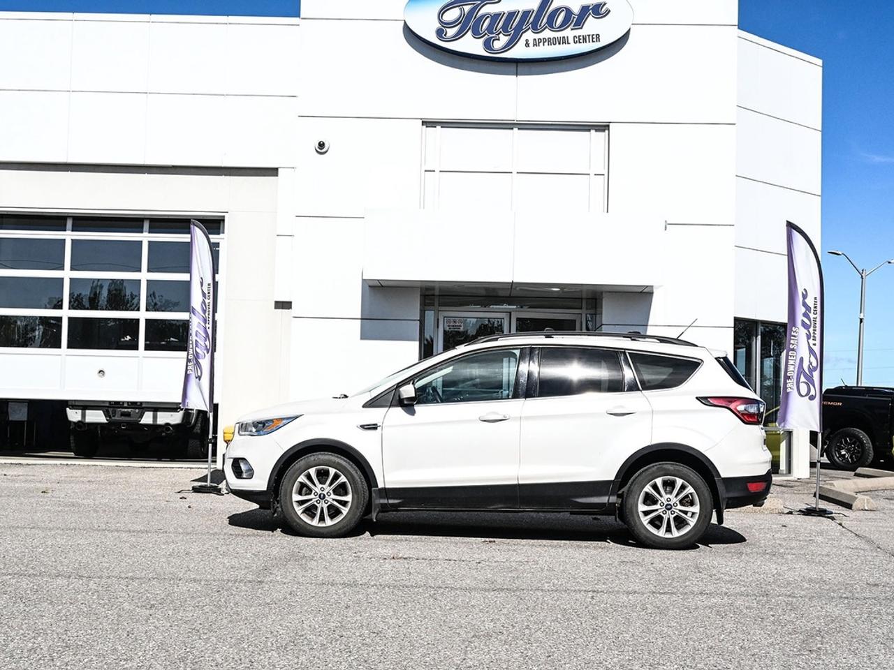 2017 Ford Escape SE Photo3