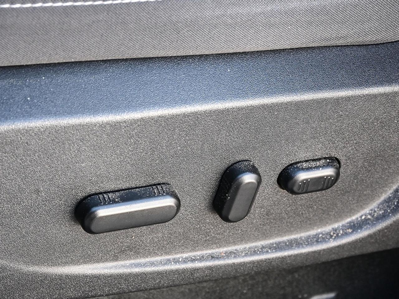 2017 Ford Escape SE Photo
