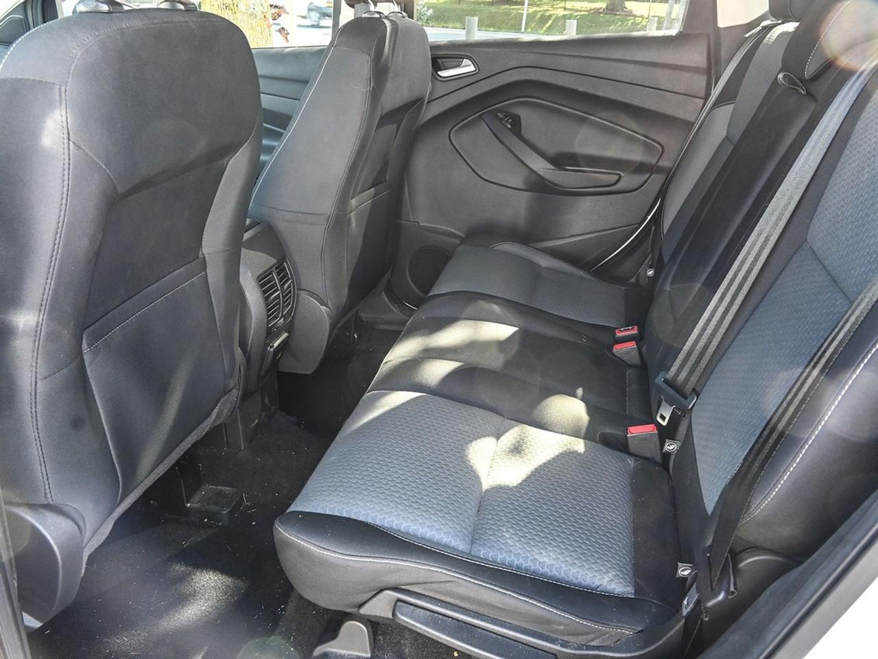 2017 Ford Escape SE Photo