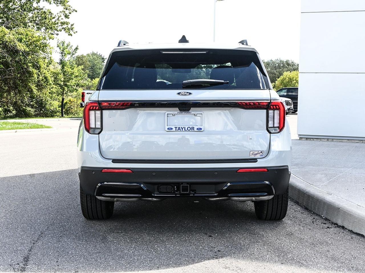 2027 Ford Explorer ST-Line Photo