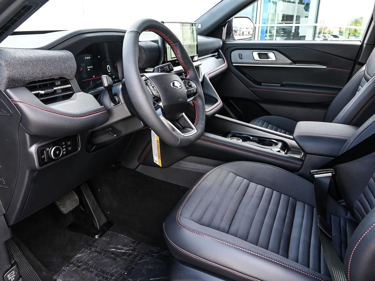 2027 Ford Explorer ST-Line Photo