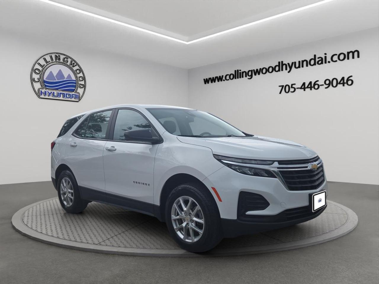 2024 Chevrolet Equinox LS Photo0