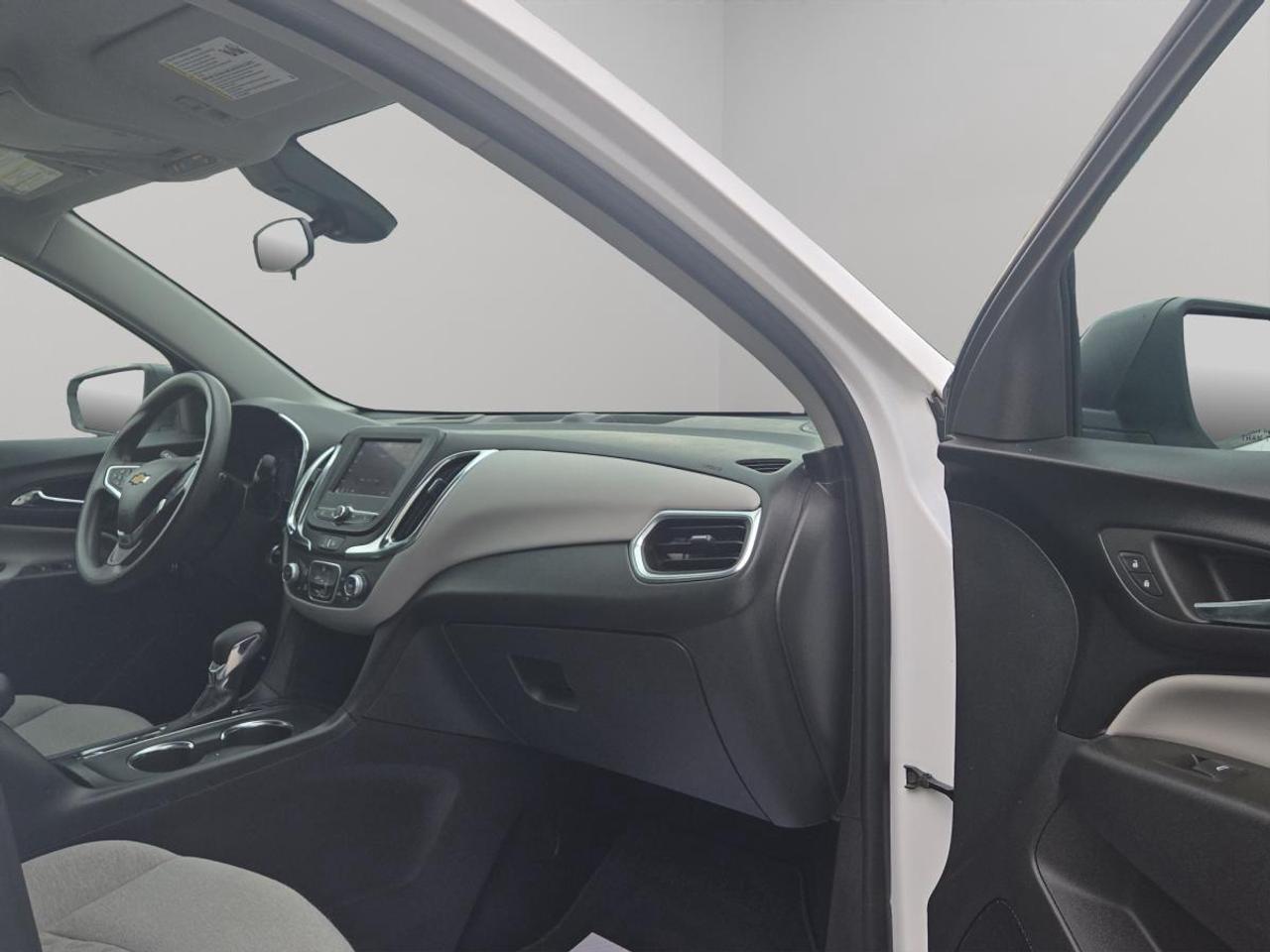2024 Chevrolet Equinox LS Photo