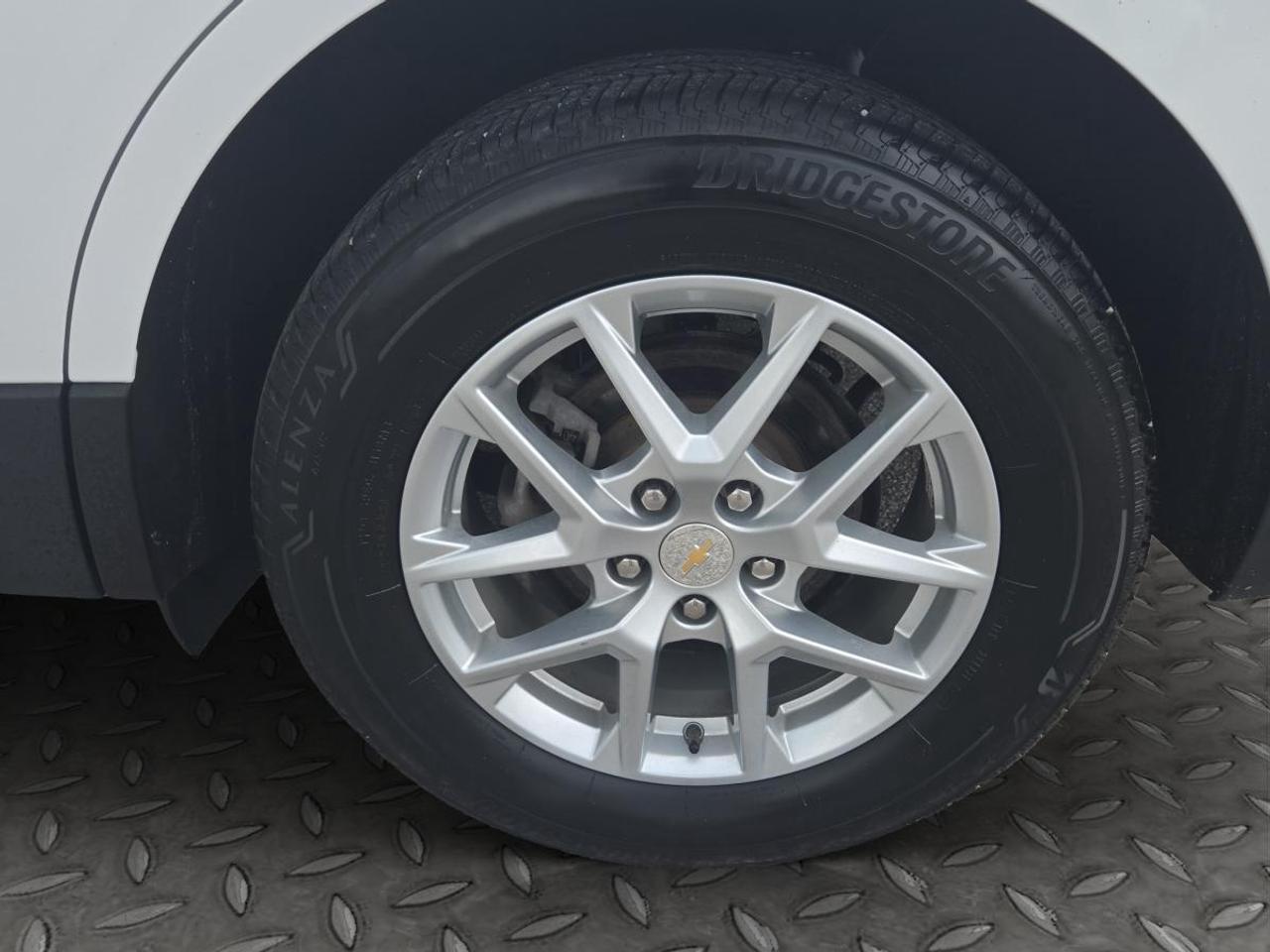 2024 Chevrolet Equinox LS Photo