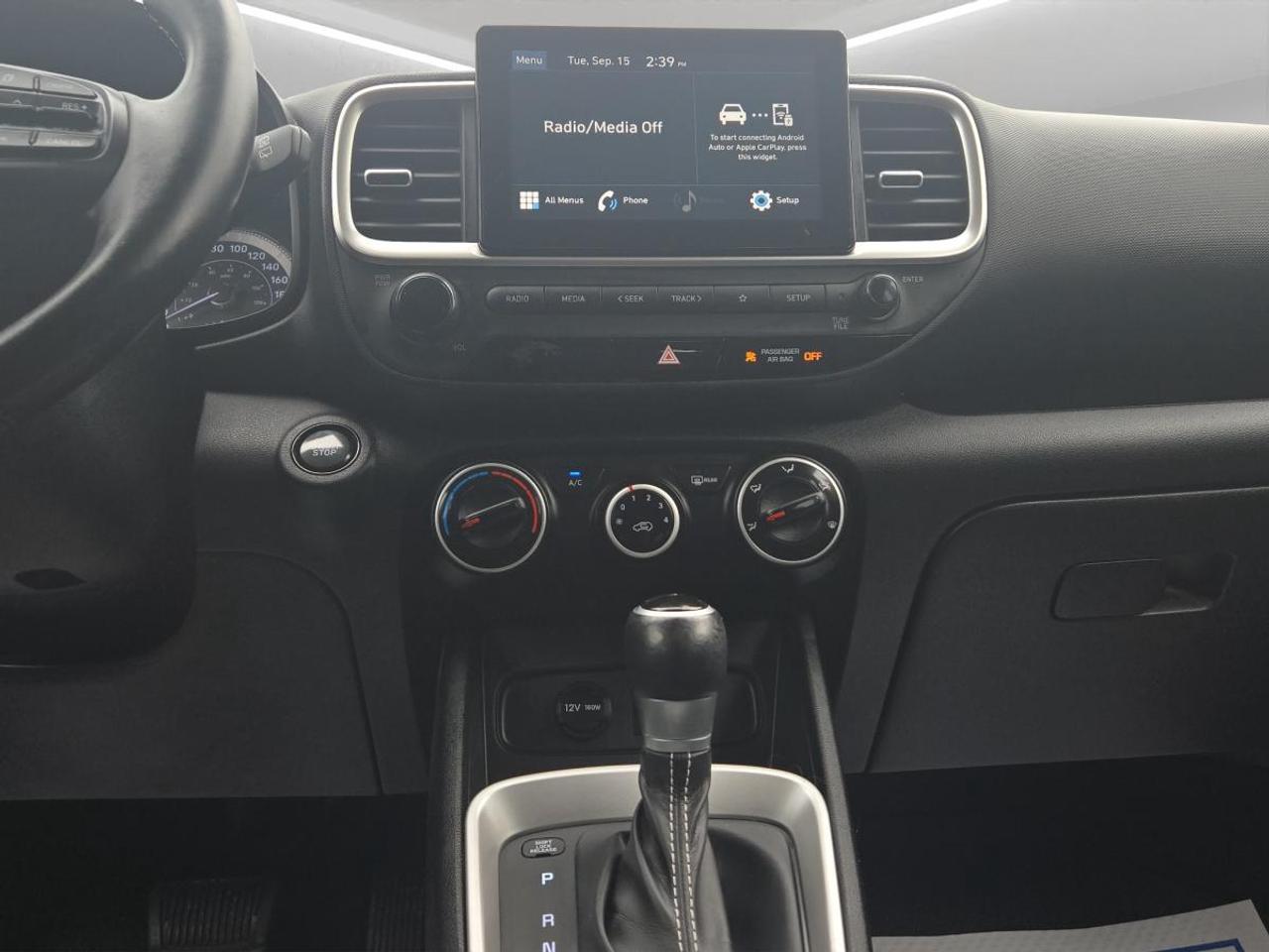 2021 Hyundai Venue PREFERRED Photo