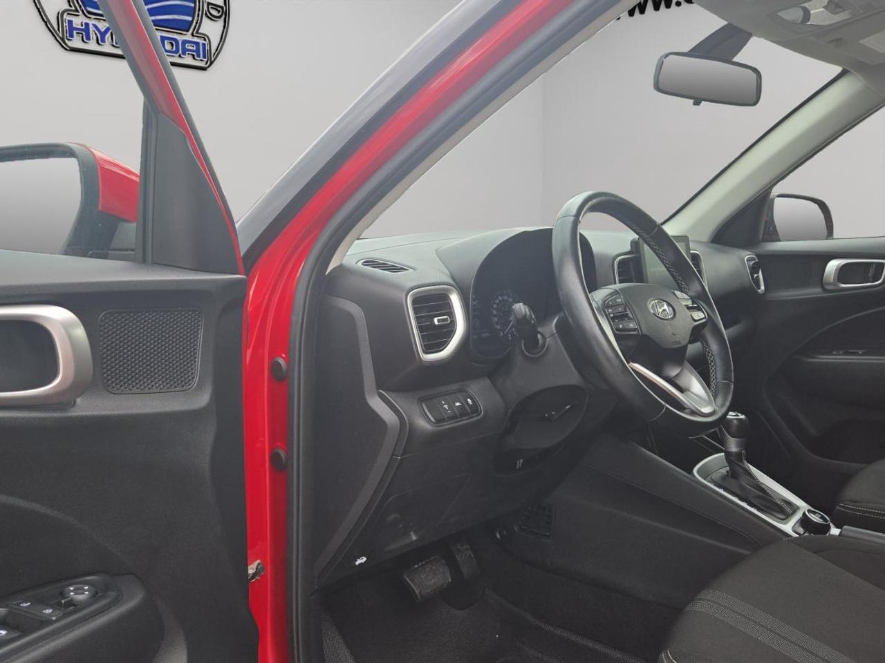 2021 Hyundai Venue PREFERRED Photo