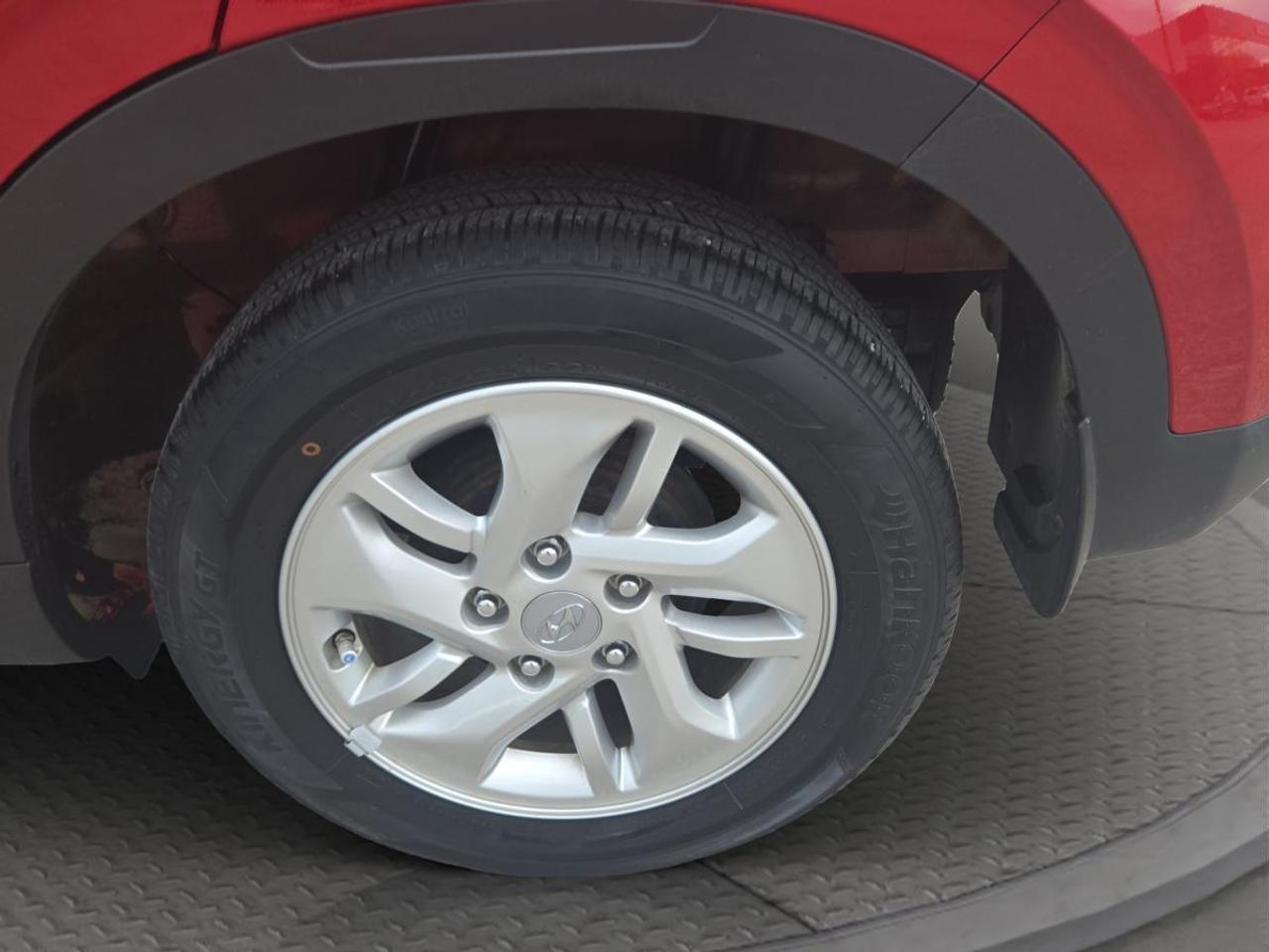 2021 Hyundai Venue PREFERRED Photo