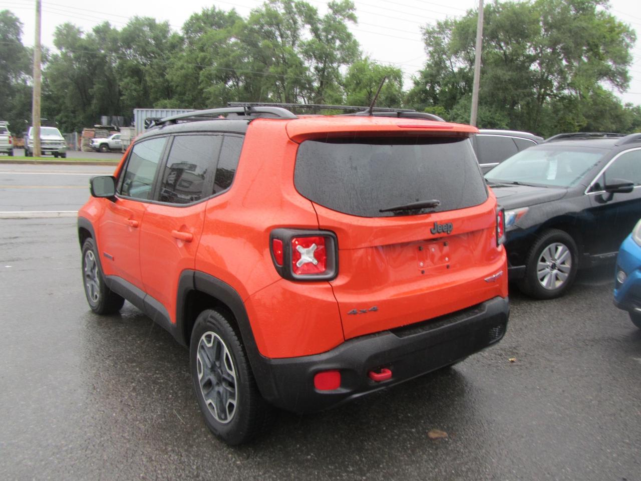 2015 Jeep Renegade 4WD 4dr Trailhawk Photo