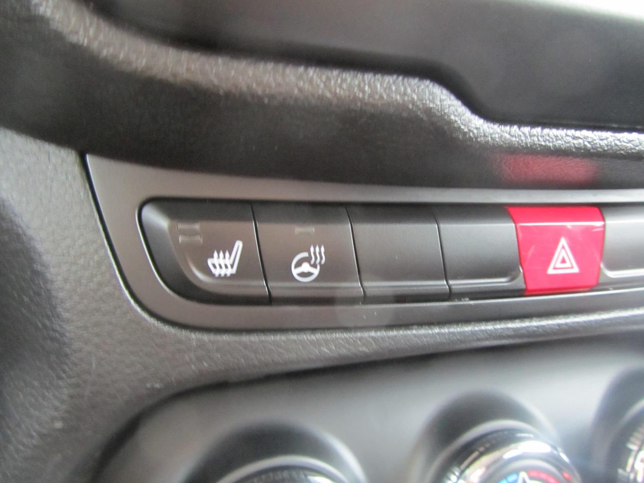 2015 Jeep Renegade 4WD 4dr Trailhawk Photo