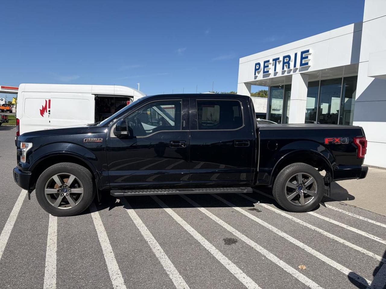 2017 Ford F-150 Lariat Photo