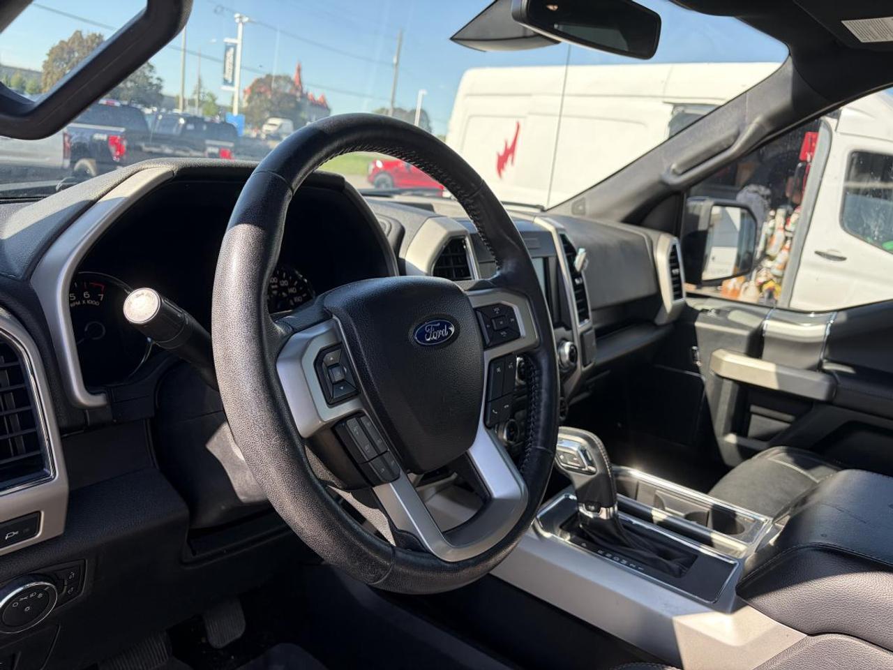2017 Ford F-150 Lariat Photo