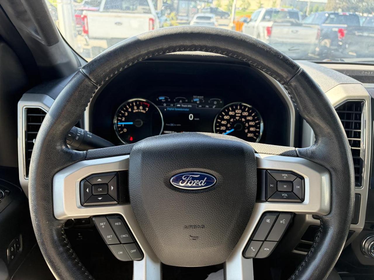 2017 Ford F-150 Lariat Photo