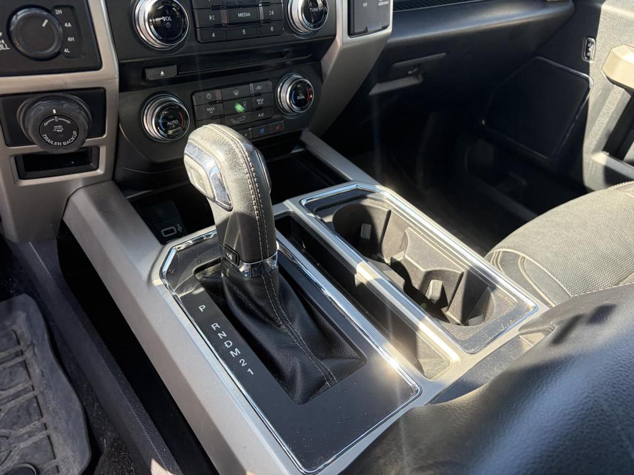 2017 Ford F-150 Lariat Photo