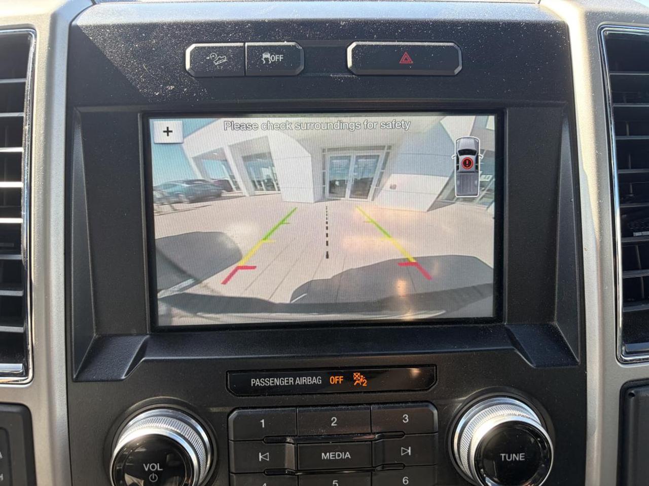 2017 Ford F-150 Lariat Photo