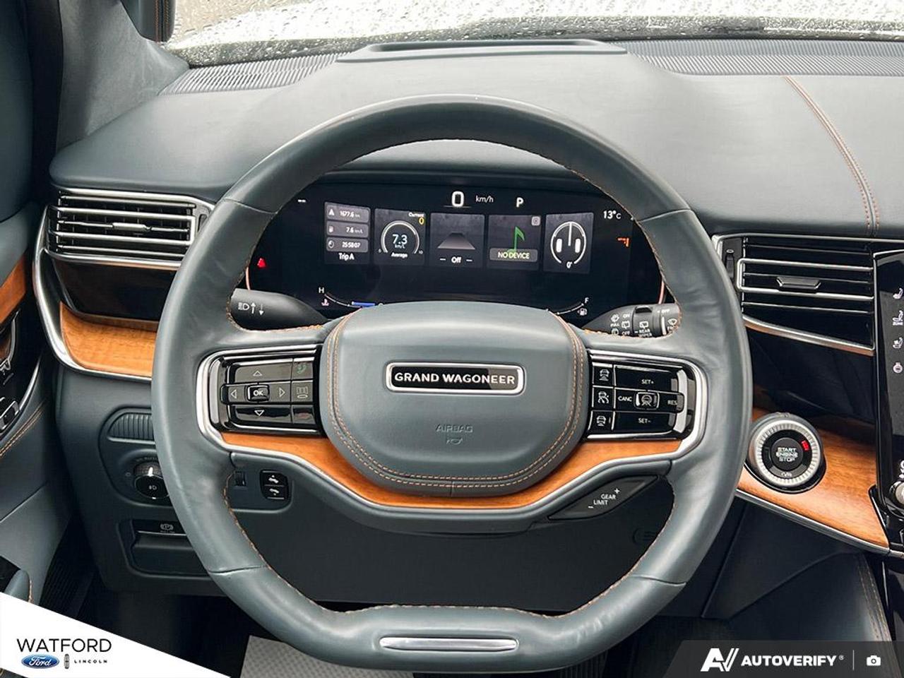 2022 Jeep Grand Wagoneer Series II 4x4 Photo