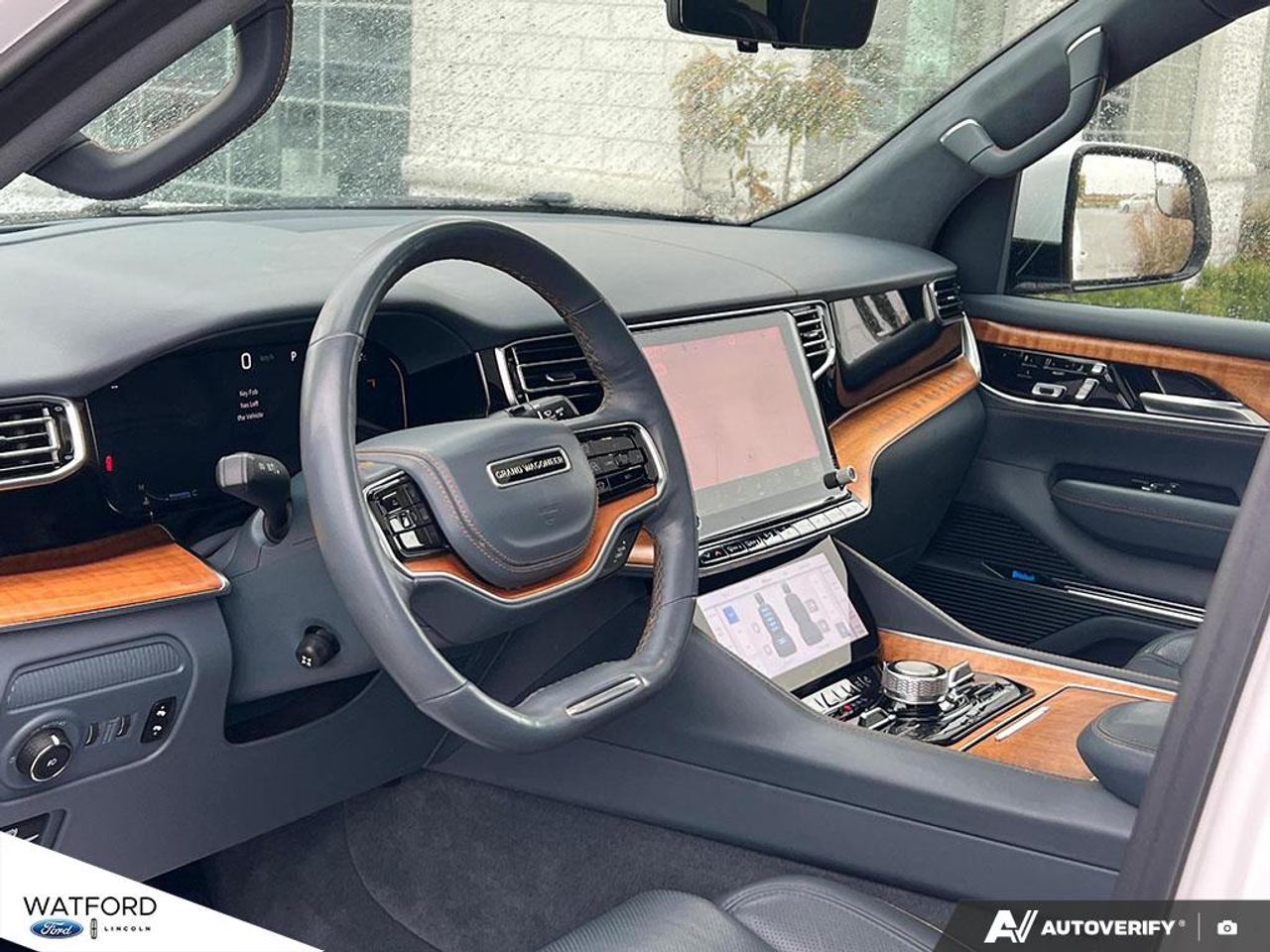 2022 Jeep Grand Wagoneer Series II 4x4 Photo