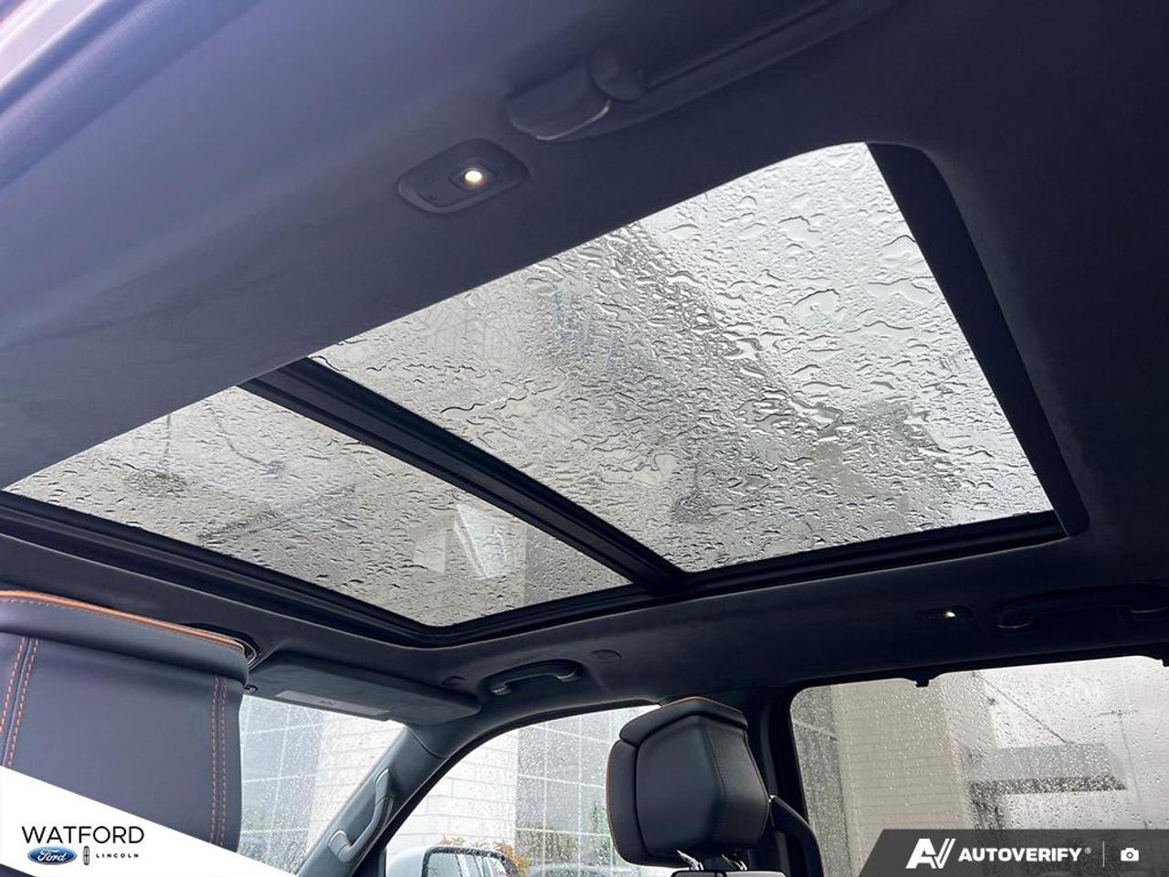 2022 Jeep Grand Wagoneer Series II 4x4 Photo