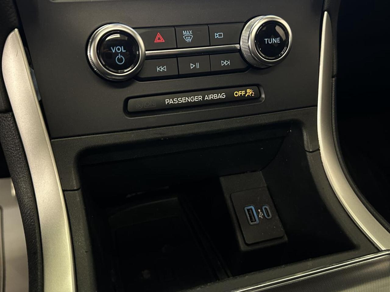 2024 Ford Edge SEL/AWD/LEATHER/PANOROOF/NAVI/60KM/OFF 1 OWNER LEASE! Photo