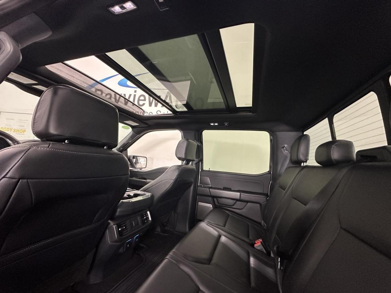 2024 Ford F-150 XLT/3.5/HYBRID/LEATHER/PANOROOF/NAVI/OFF 1 OWNER LEASE! Photo
