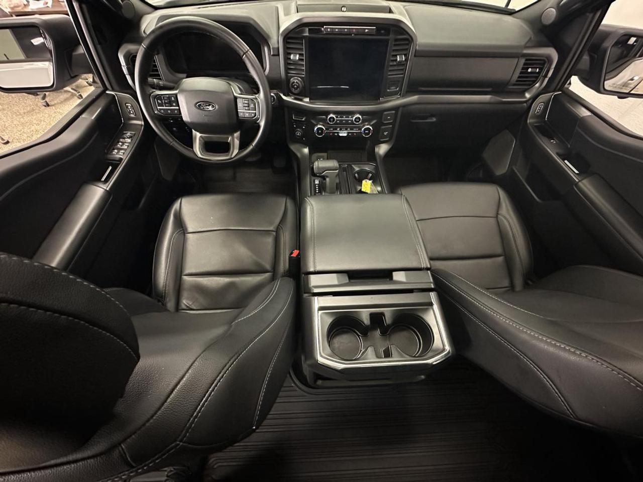 2024 Ford F-150 XLT/3.5/HYBRID/LEATHER/PANOROOF/NAVI/OFF 1 OWNER LEASE! Photo
