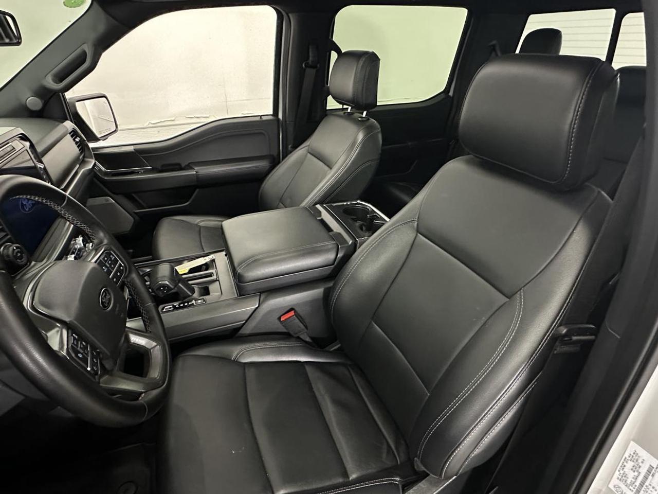 2024 Ford F-150 XLT/3.5/HYBRID/LEATHER/PANOROOF/NAVI/OFF 1 OWNER LEASE! Photo