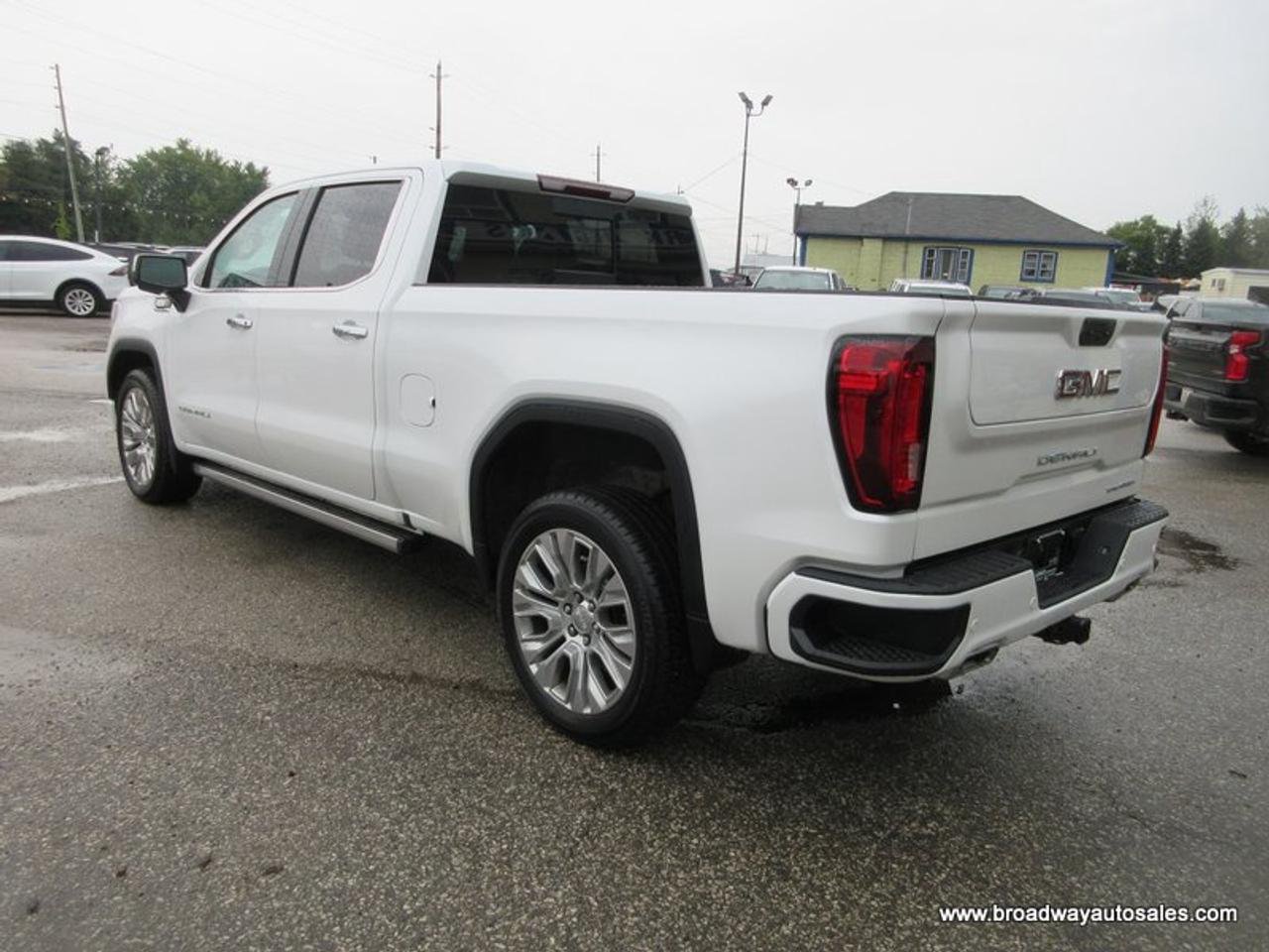2021 GMC Sierra 1500 LOADED DENALI-PACKAGE 5 PASSENGER 3.0L - DURAMAX.. 4X4.. CREW-CAB.. SHORTY.. NAVIGATION.. SUNROOF.. LEATHER.. HEATED/AC SEATS.. BACK-UP CAMERA.. Photo