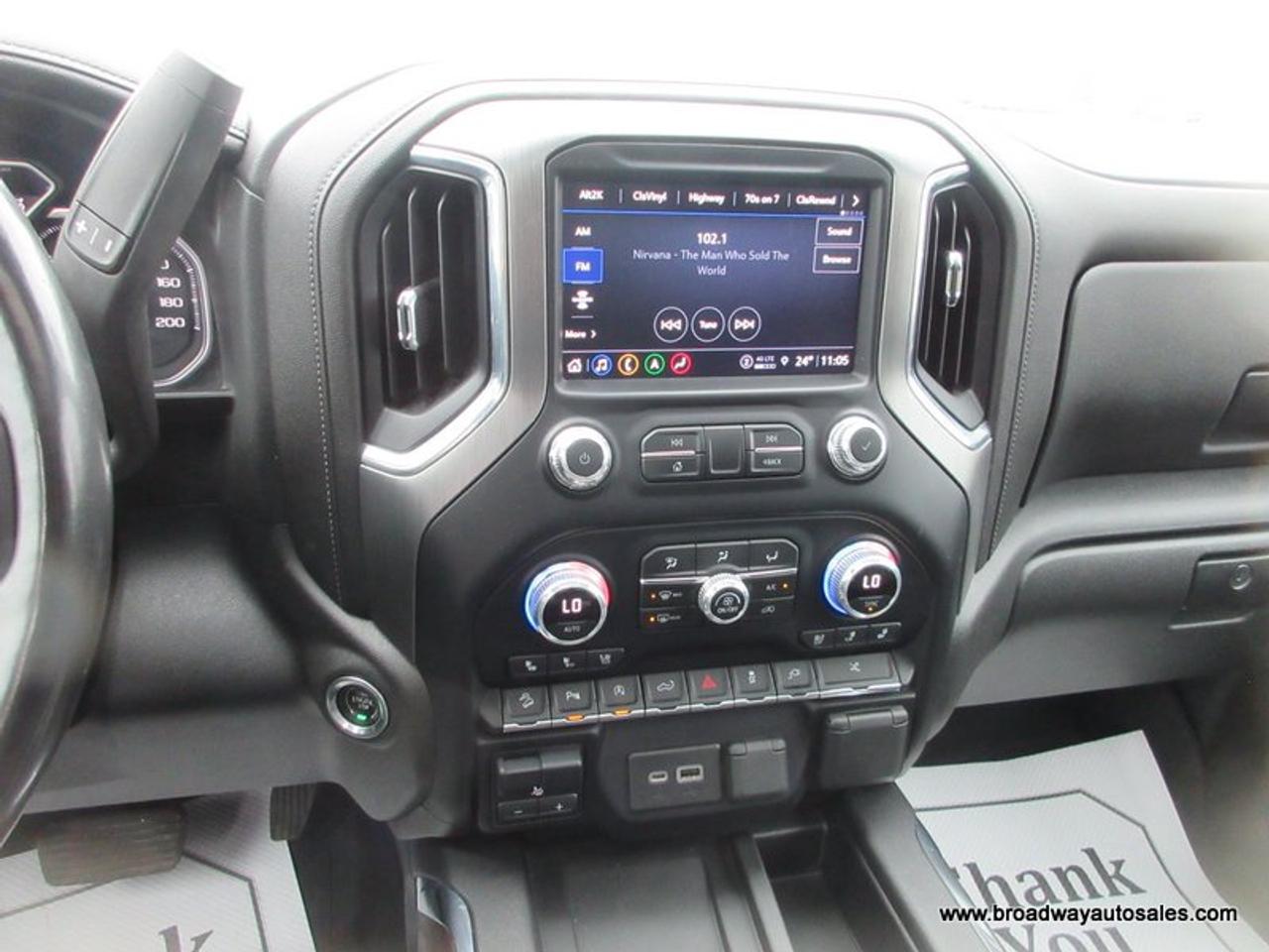 2021 GMC Sierra 1500 LOADED DENALI-PACKAGE 5 PASSENGER 3.0L - DURAMAX.. 4X4.. CREW-CAB.. SHORTY.. NAVIGATION.. SUNROOF.. LEATHER.. HEATED/AC SEATS.. BACK-UP CAMERA.. Photo