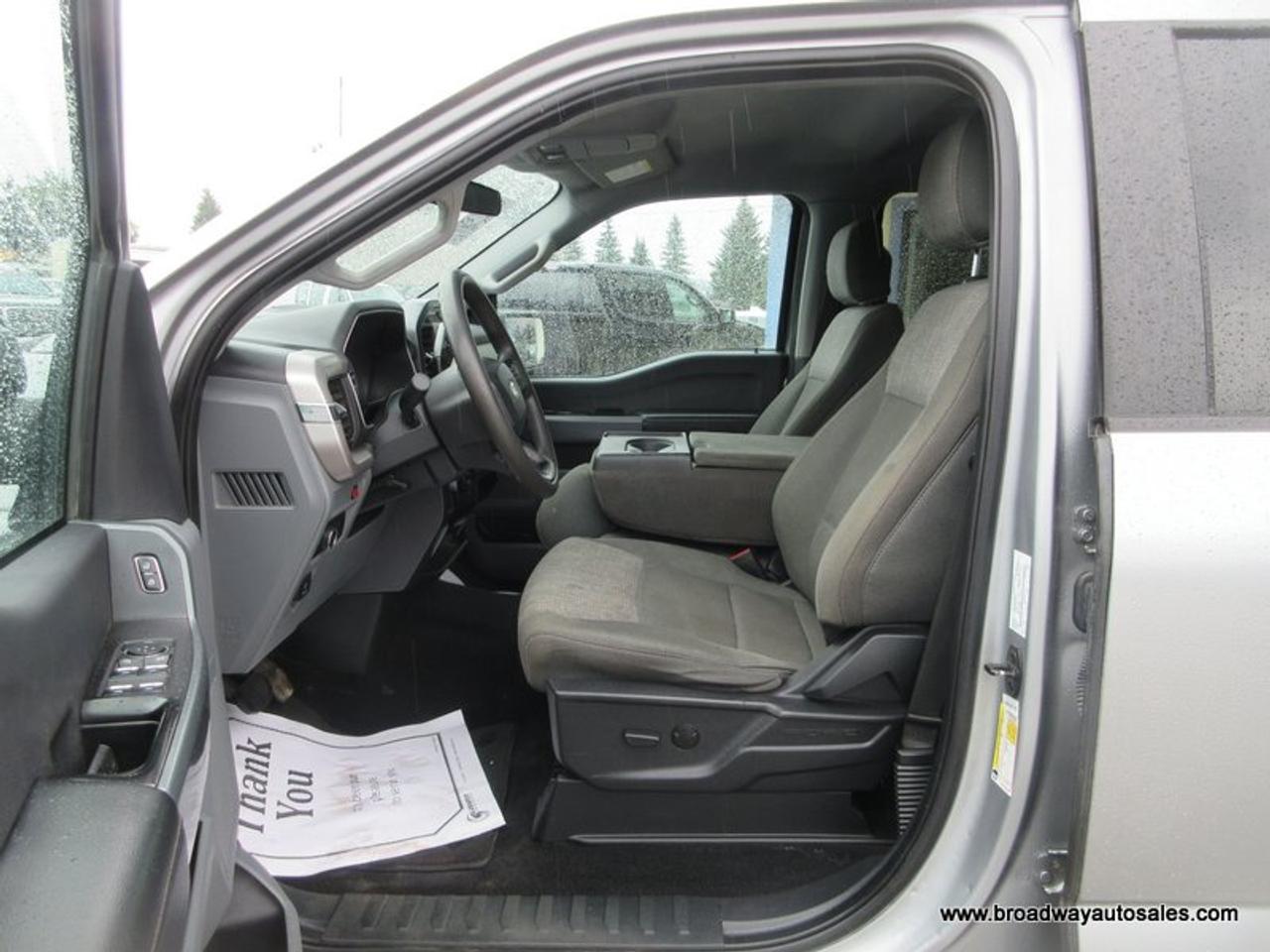2023 Ford F-150 LIKE NEW XLT-MODEL 6 PASSENGER 5.0L - V8.. 4X4.. CREW-CAB.. SHORTY.. NAVIGATION.. BACK-UP CAMERA.. BLUETOOTH SYSTEM.. KEYLESS ENTRY.. Photo