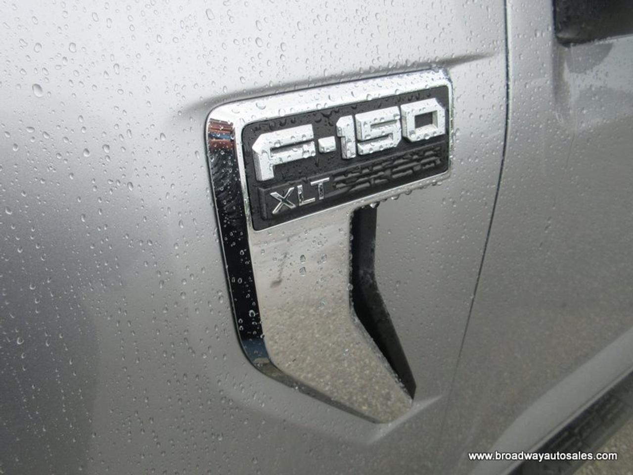 2023 Ford F-150 LIKE NEW XLT-MODEL 6 PASSENGER 5.0L - V8.. 4X4.. CREW-CAB.. SHORTY.. NAVIGATION.. BACK-UP CAMERA.. BLUETOOTH SYSTEM.. KEYLESS ENTRY.. Photo