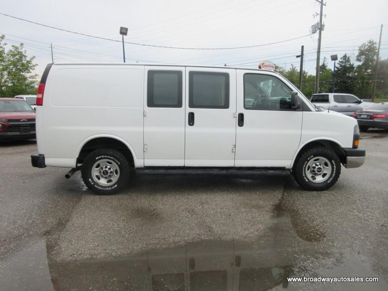 2016 GMC Savana 3/4 TON CARGO-MOVING 2 PASSENGER 4.8L - V8.. SHORTY.. BARN-DOOR-ENTRANCES.. AIR-CONDITIONING.. TOW SUPPORT.. Photo