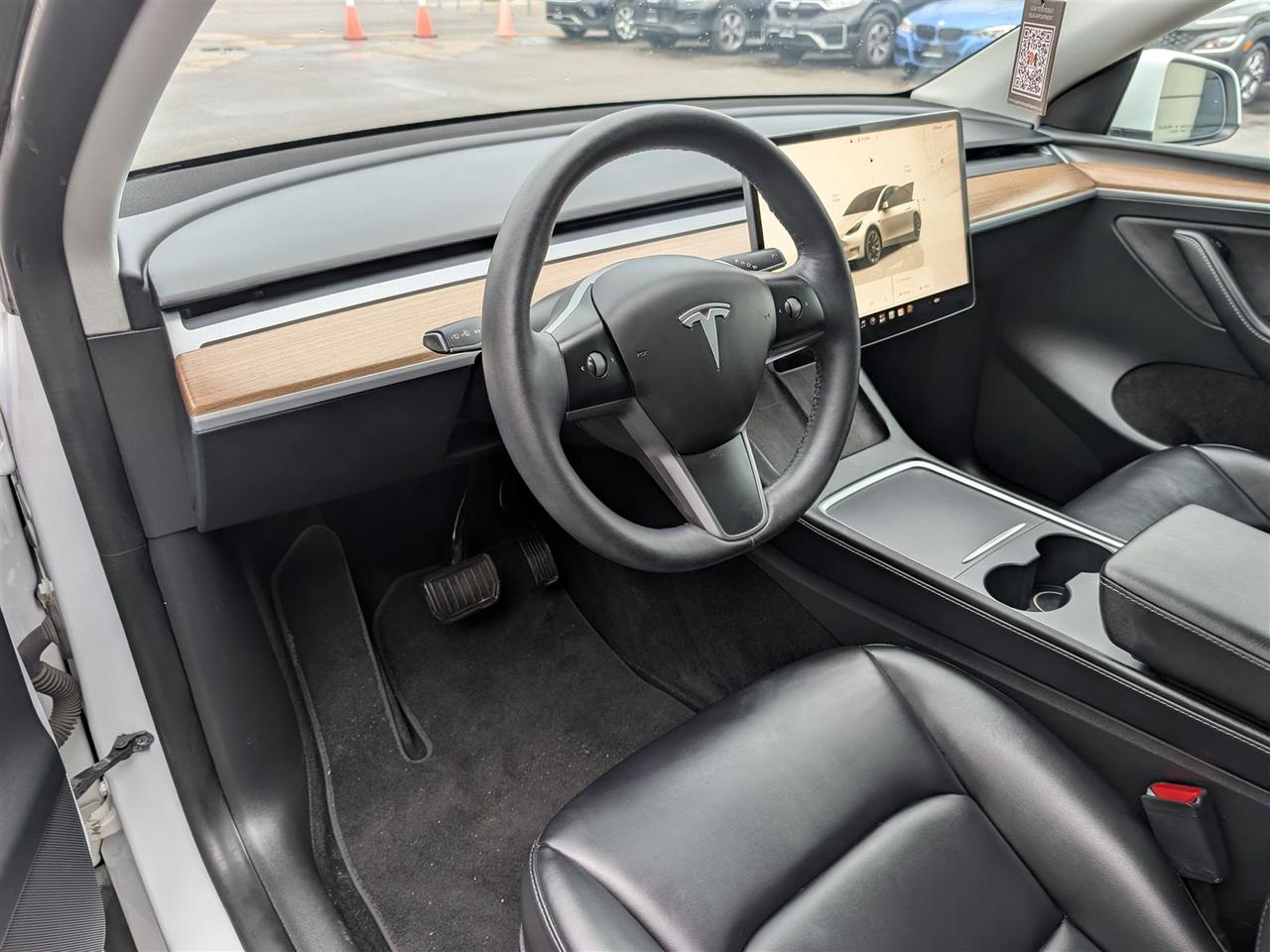 2023 Tesla Model Y LONG RANGE AWD - DUAL MOTOR Photo