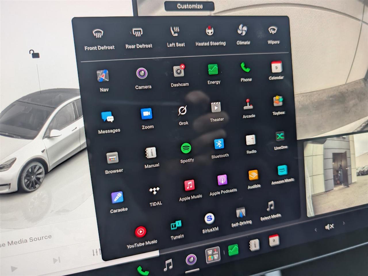 2023 Tesla Model Y LONG RANGE AWD - DUAL MOTOR Photo