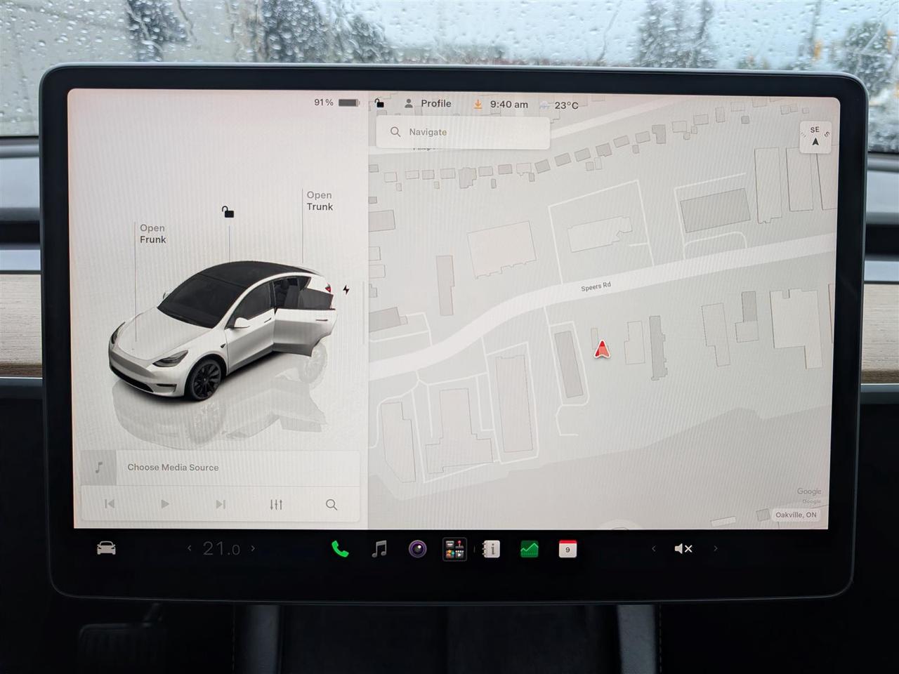 2023 Tesla Model Y LONG RANGE AWD - DUAL MOTOR Photo