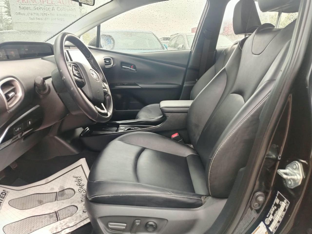 2021 Toyota Prius Prime XLE Photo