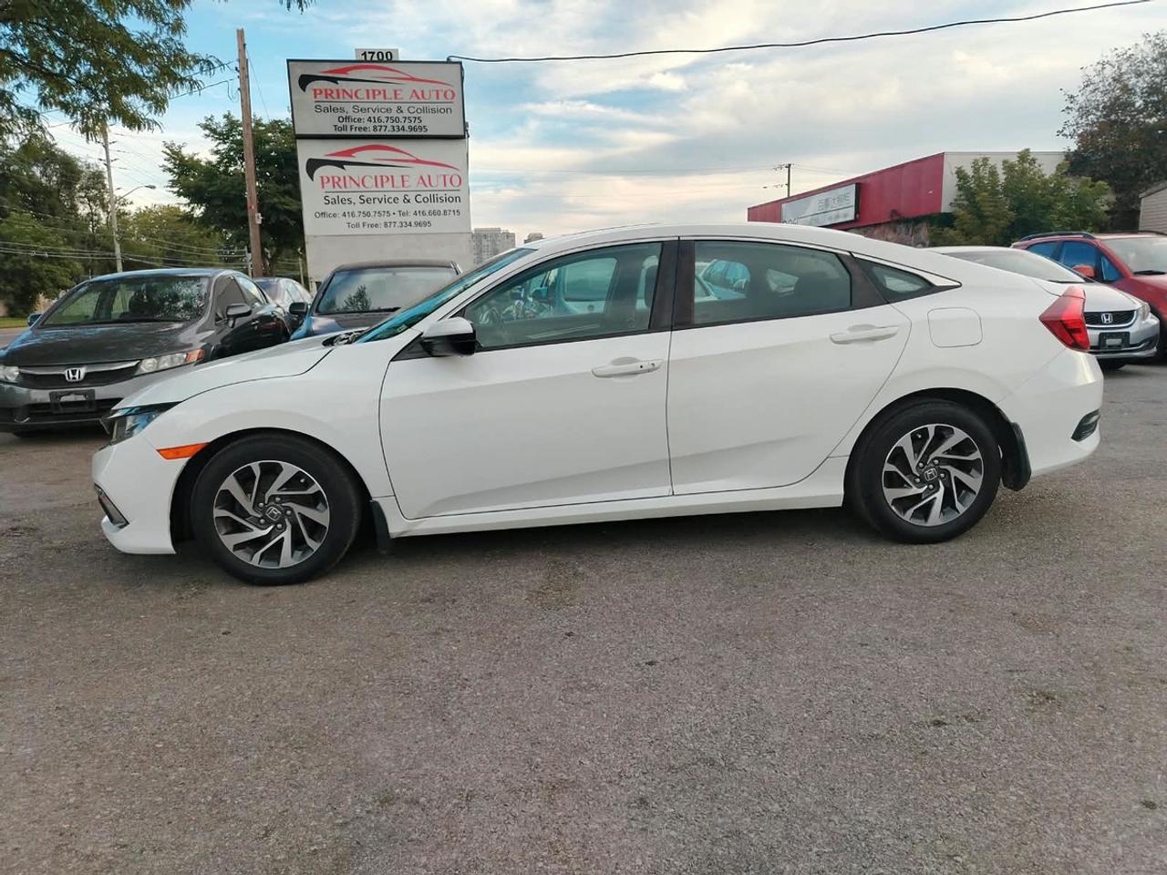 2019 Honda Civic EX Photo2