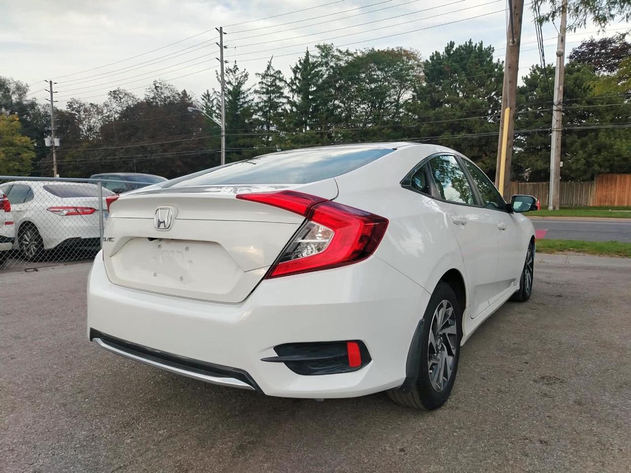 2019 Honda Civic EX Photo