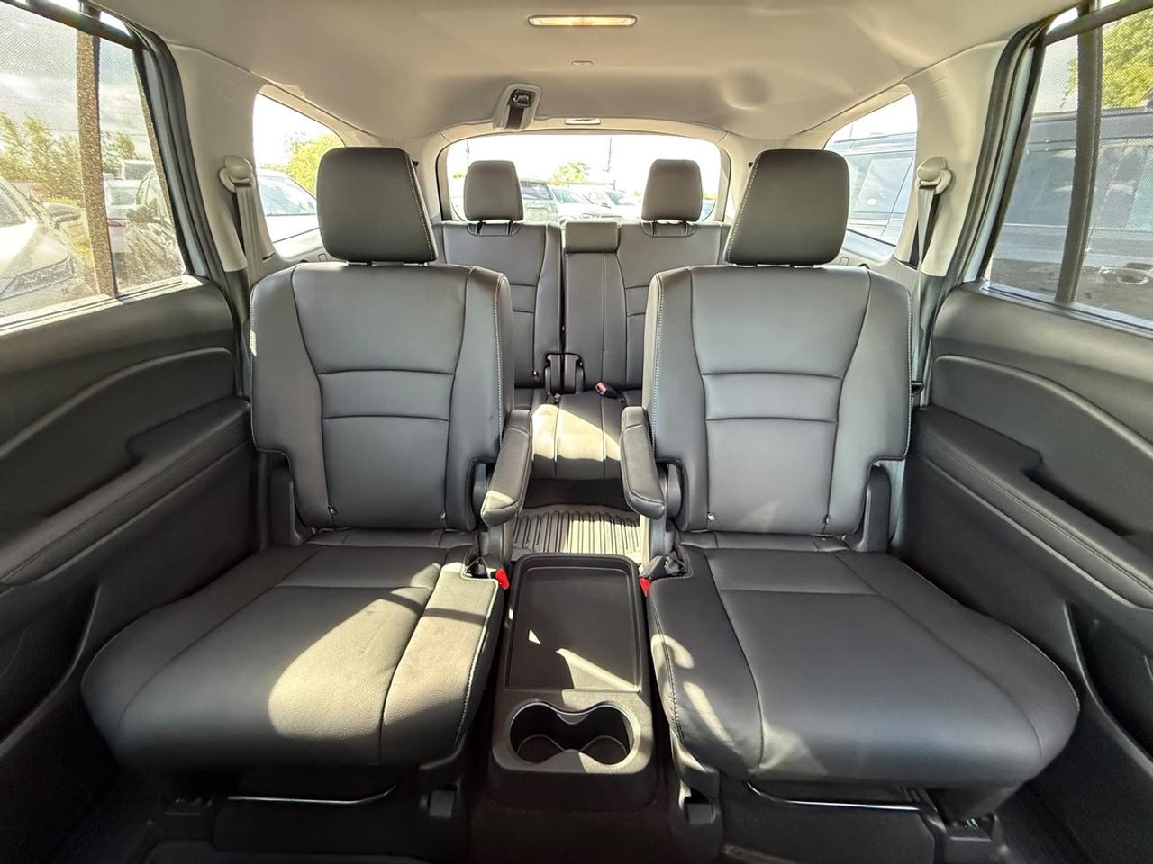 2022 Honda Pilot Touring Photo