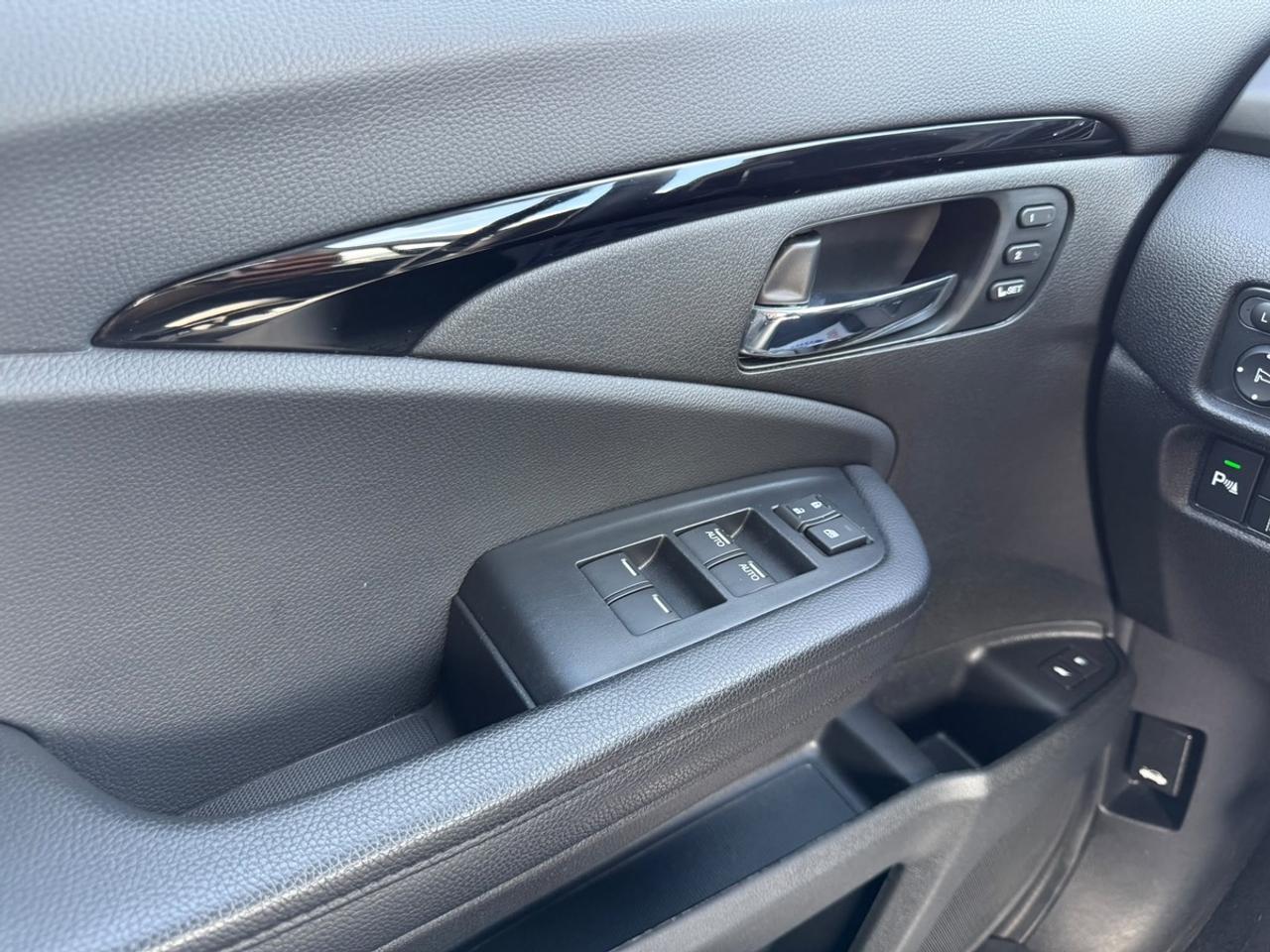 2022 Honda Pilot Touring Photo