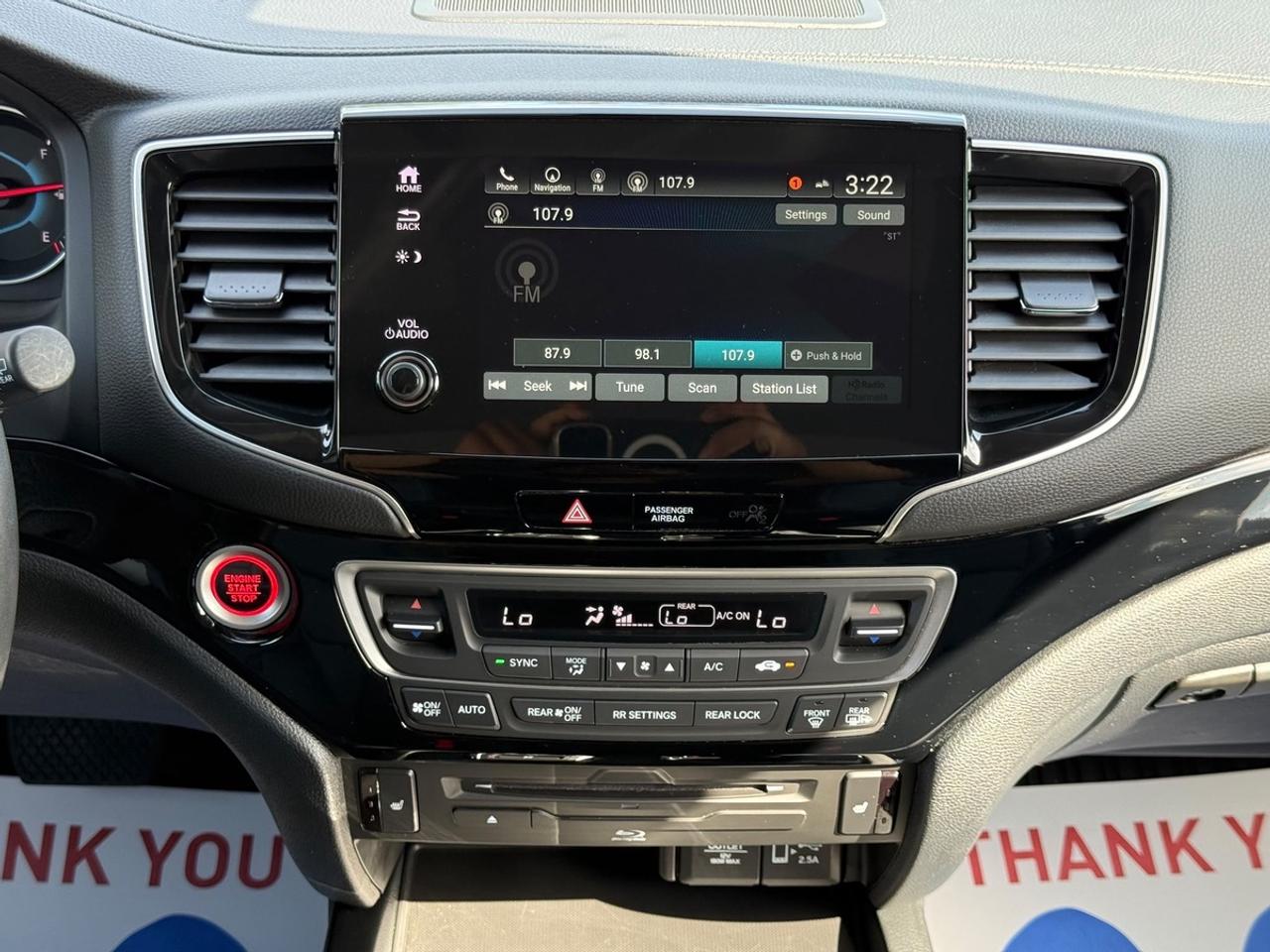 2022 Honda Pilot Touring Photo