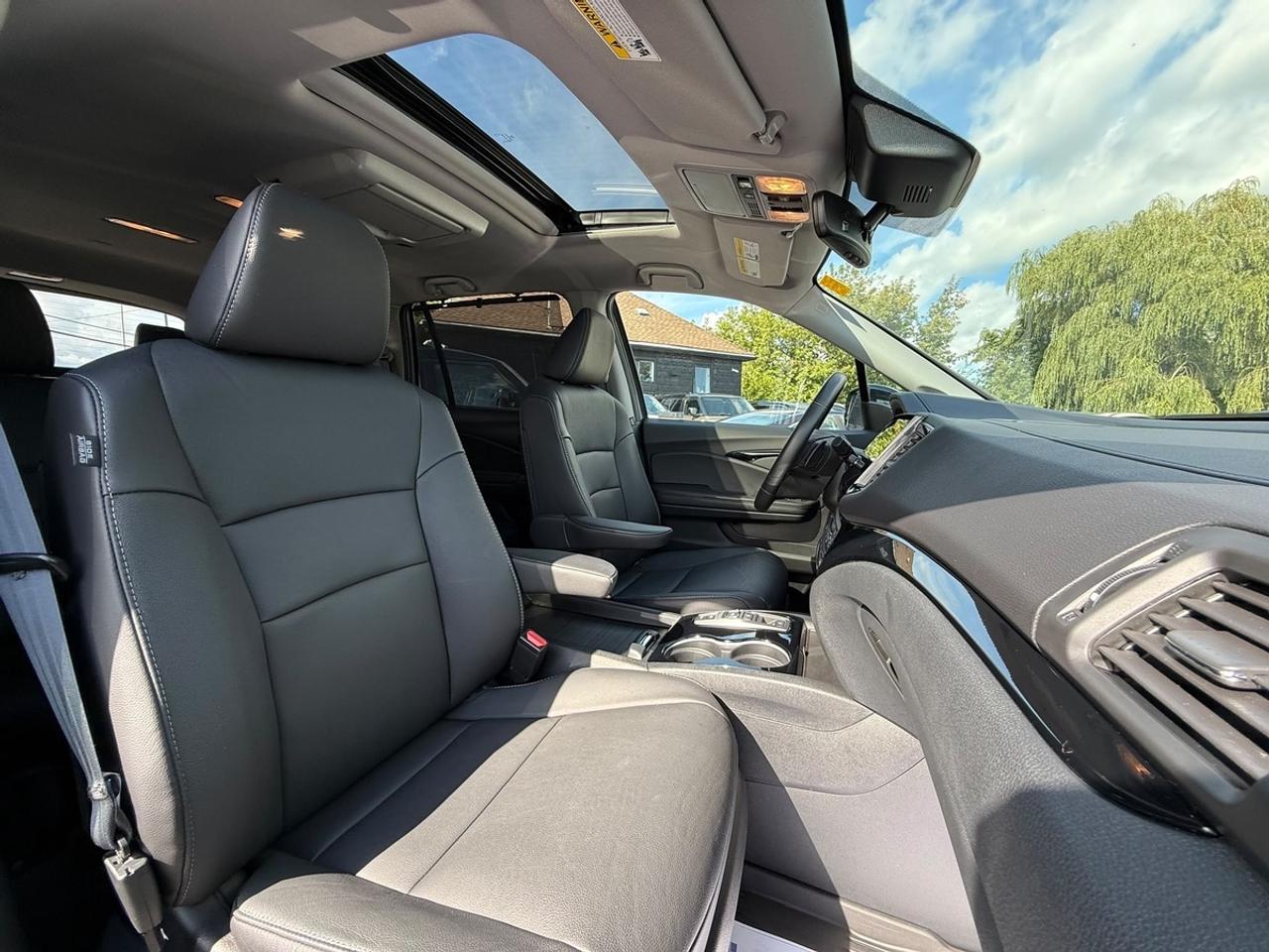 2022 Honda Pilot Touring Photo