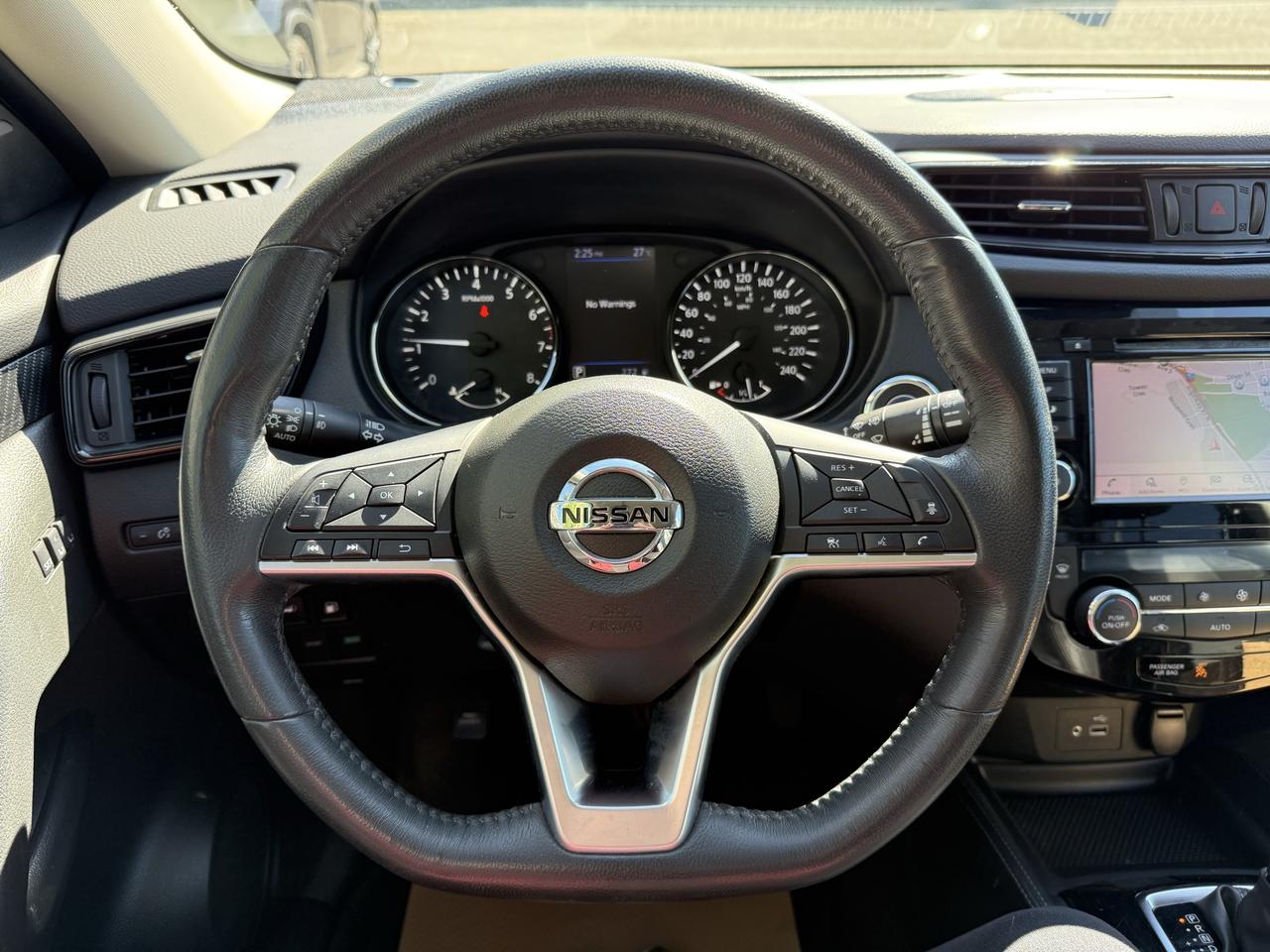 2018 Nissan Rogue SL Photo