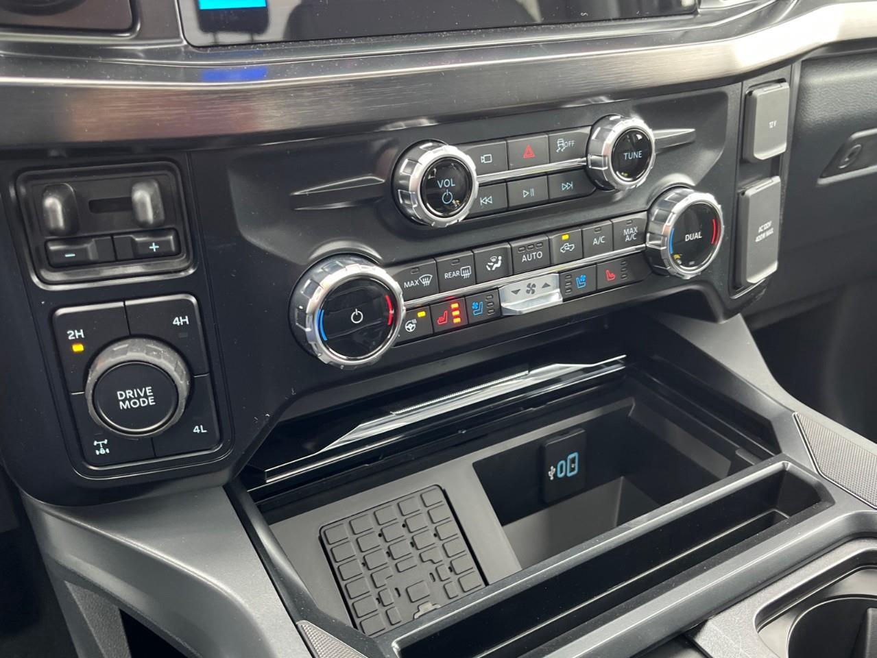 2026 Ford F-350 Lariat Photo