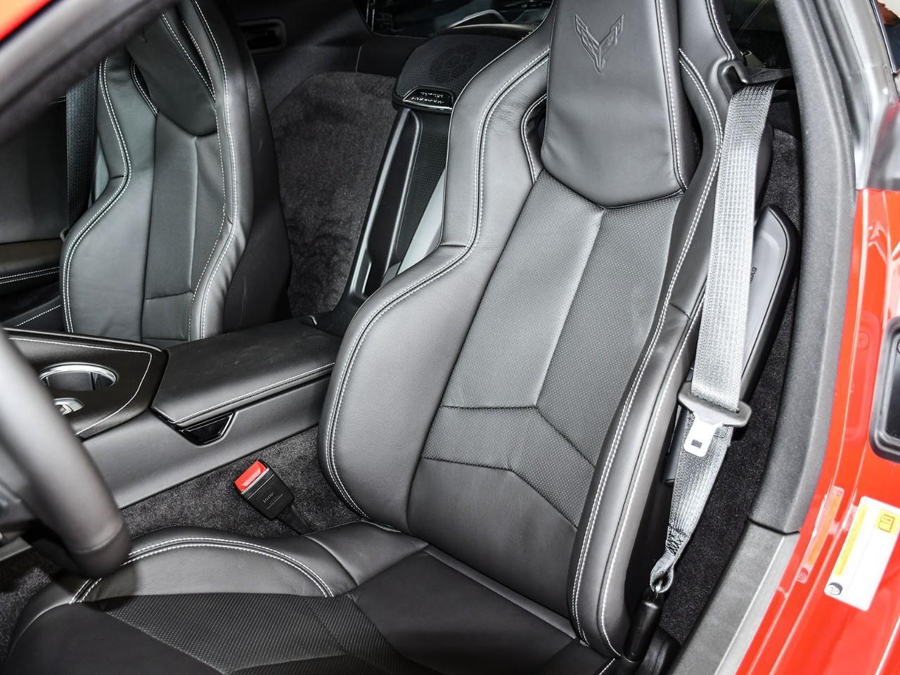 2027 Chevrolet Corvette Stingray Photo