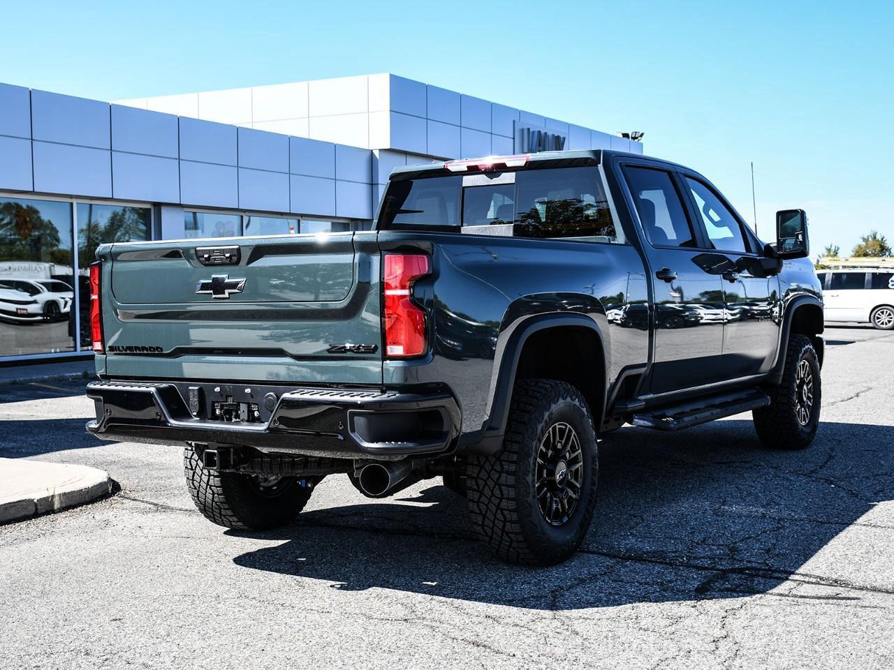 2026 Chevrolet Silverado 2500 HD ZR2 Photo