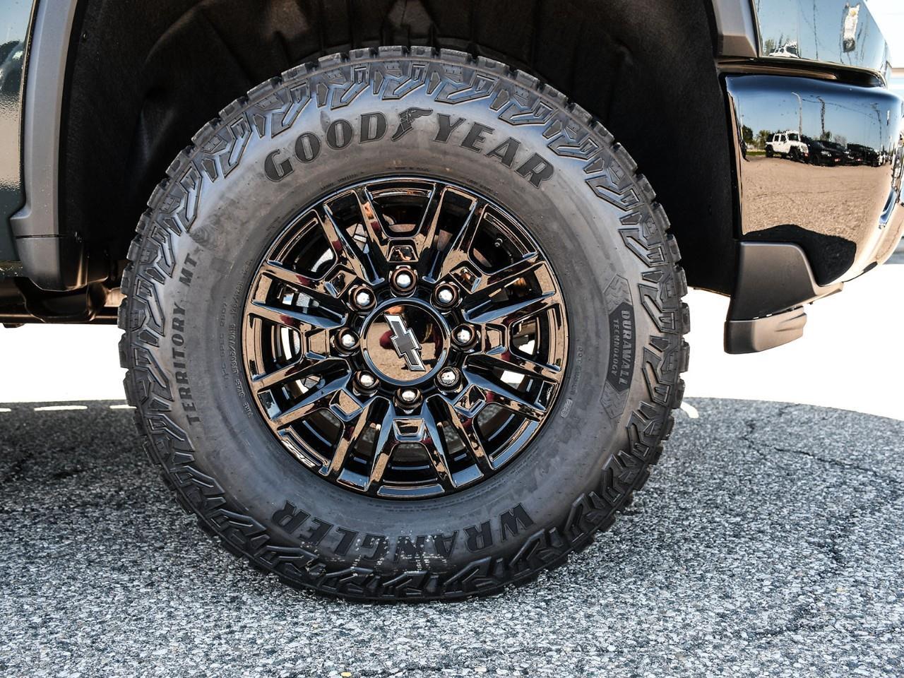 2026 Chevrolet Silverado 2500 HD ZR2 Photo