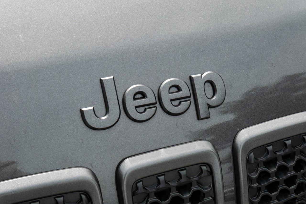 2021 Jeep Cherokee 80th Anniversary 4x4 Photo