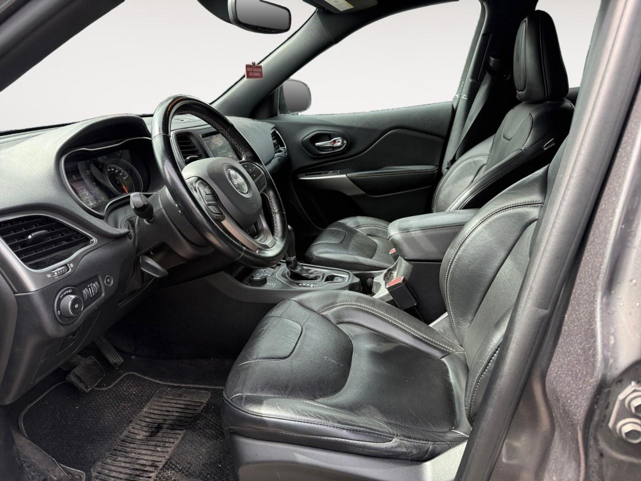 2021 Jeep Cherokee 80th Anniversary 4x4 Photo