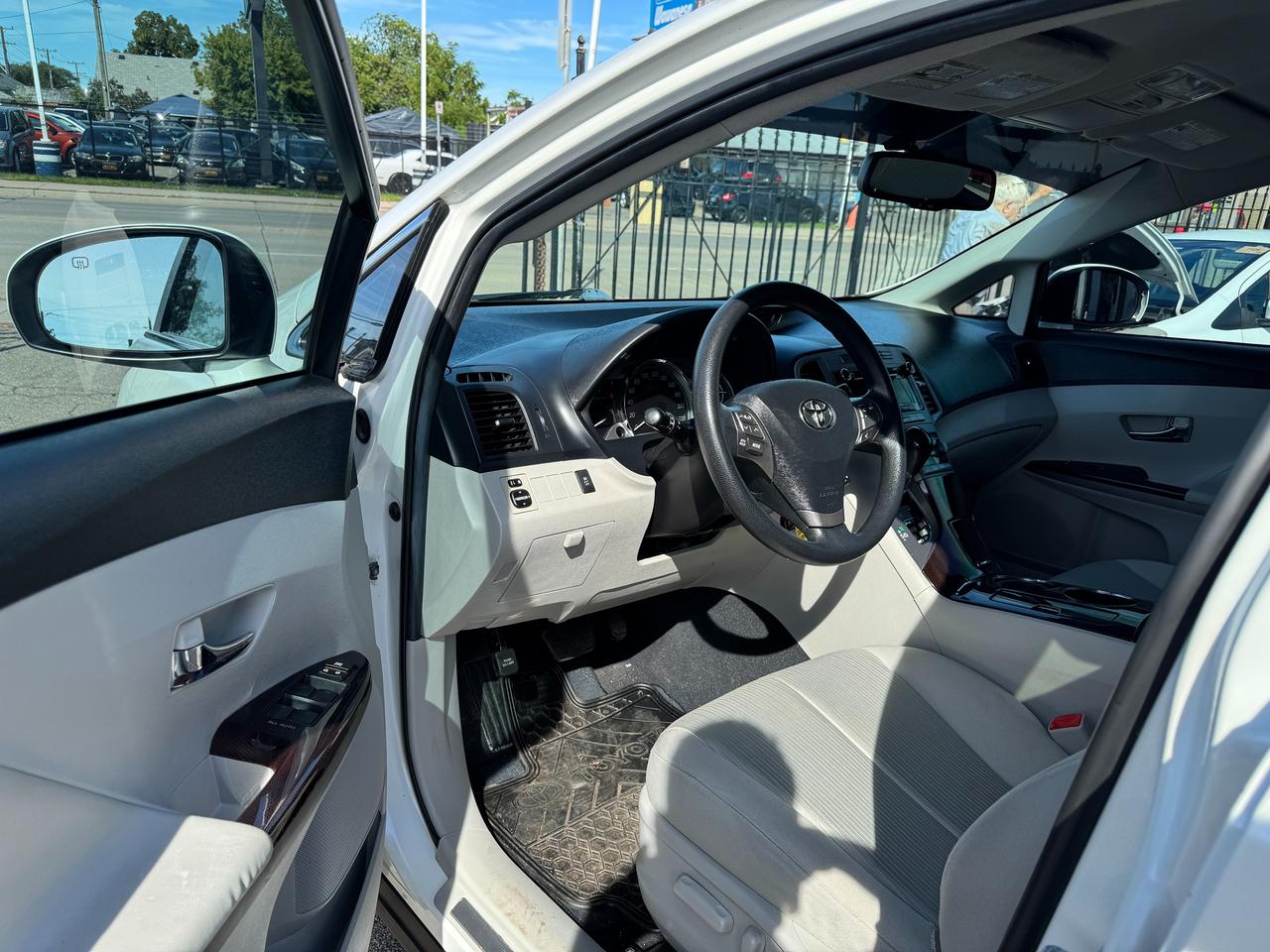 2012 Toyota Venza VENZA | AUTO | CERTIFIED Photo