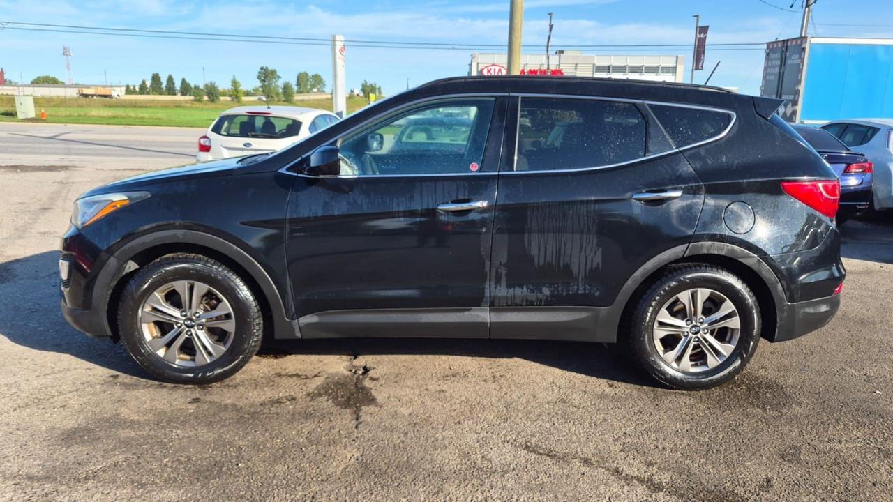 2016 Hyundai Santa Fe Sport WELL MAINTAINED, 4 CYL, AWD, CERTIFIED Photo