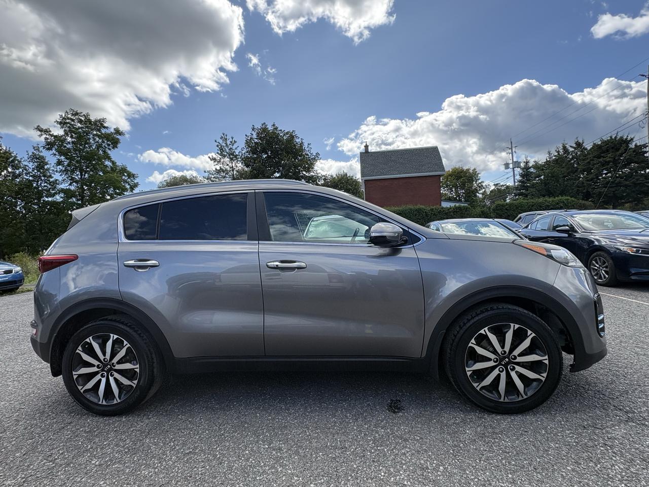 2017 Kia Sportage EX Photo5